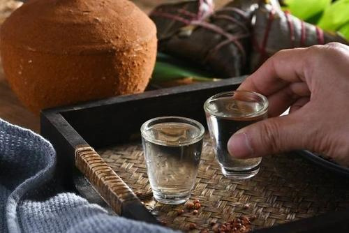 二十年的白酒价格是多少?