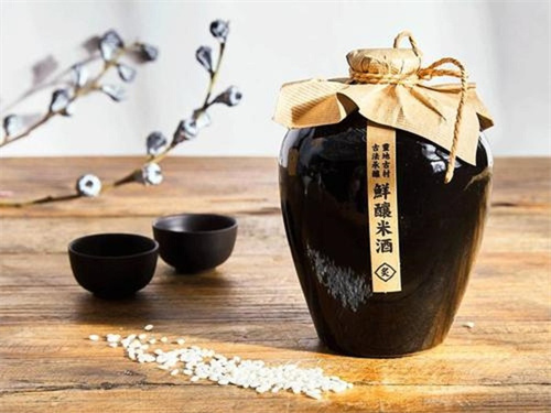 盛世酒佳酿精品52度价格表及品尝心得分享