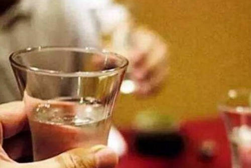 五粮液商务酒价格表「商务饭局公认6款白酒」