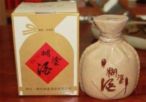 介绍贵州茅台的股东背后的人物关系