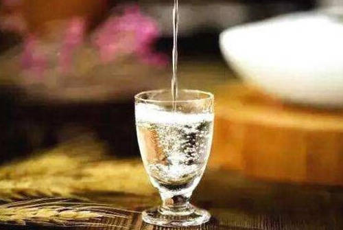 金彩山窖藏38度多少钱(金彩山70周年酒价格表)