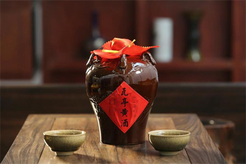郎酒一盒里面有两瓶是什么酒.价格是多少_郎酒财溢人生52度价格