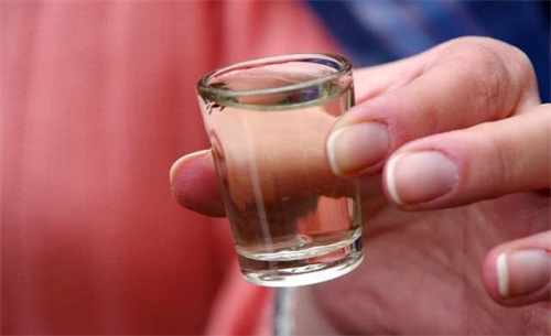 老酒回收郎酒价格表_2002年郎酒53度多少钱一瓶