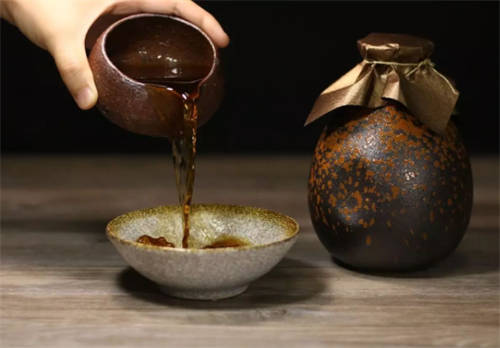 花雕黄酒12年陈酿怎么品尝更好？