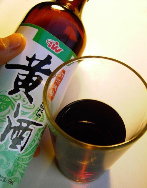 品味粤北黄酒的醇香，了解其历史文化和酿造工艺