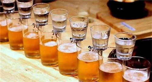 麦氏啤酒哪个最好喝（品尝麦氏啤酒的不同口感）