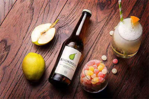 果味的啤酒英文（discover the world of fruitflavored beer）
