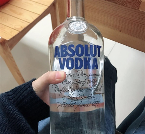 人头马洋酒club(酒吧人头马洋酒价格表)