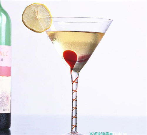 马爹利xo倒酒方法,瓶口不再漏