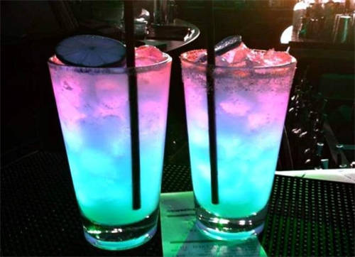 新加坡司令鸡尾酒的相关故事,新加坡司令鸡尾酒多少钱一杯