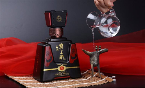 精装白酒价格多少钱(精装白酒价格多少钱一瓶)
